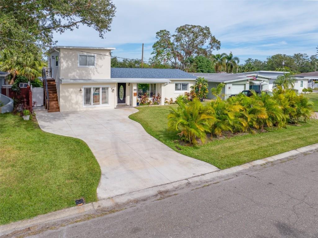 5421 7th Avenue N Saint Petersburg FL 33710 TB8323528 image1