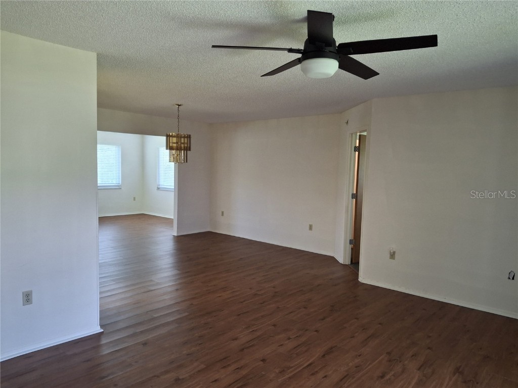 5421 81st Avenue Circle E Palmetto FL 34221 TB8406479 image11