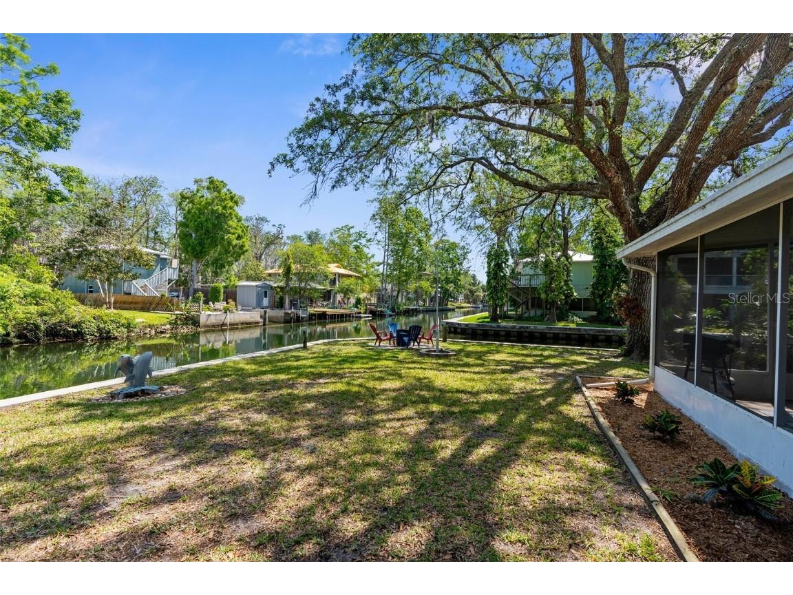 5421 Gay Street Weeki Wachee FL 34607 TB8382284 image1