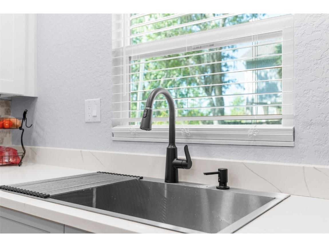 5421 Gay Street Weeki Wachee FL 34607 TB8382284 image17