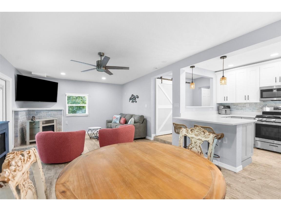 5421 Gay Street Weeki Wachee FL 34607 TB8382284 image9