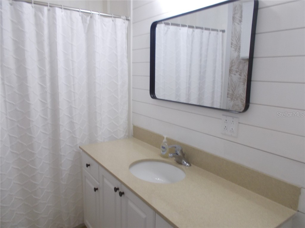 5421 Holiday Park Boulevard North Port FL 34287 C7507230 image17