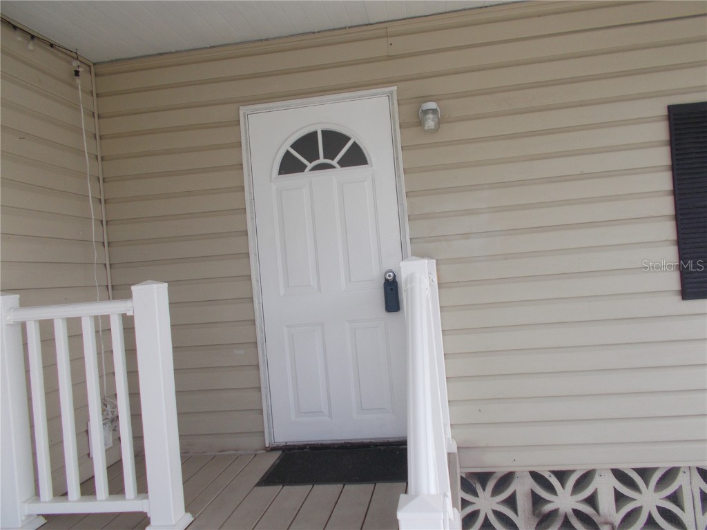 5421 Holiday Park Boulevard North Port FL 34287 C7507230 image2