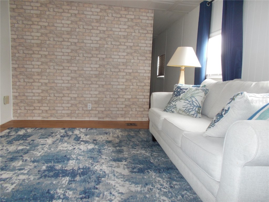 5421 Holiday Park Boulevard North Port FL 34287 C7507230 image9