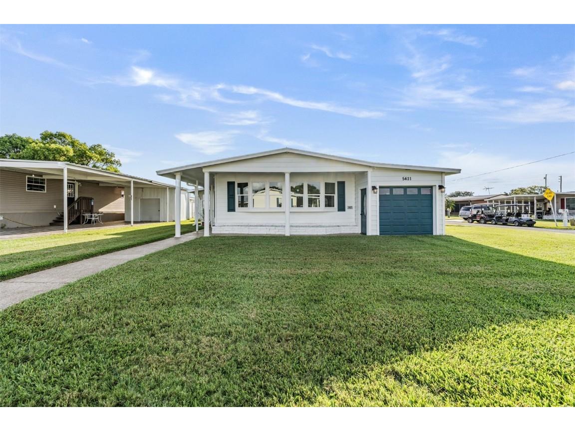 5421 Mohawk Street Zephyrhills FL 33542 TB8405412 image1