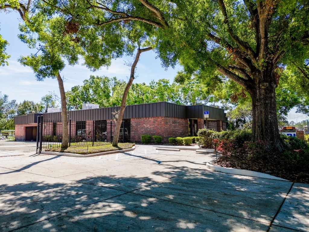 5421 N 59th Street Tampa FL 33610 TB8369056 image1