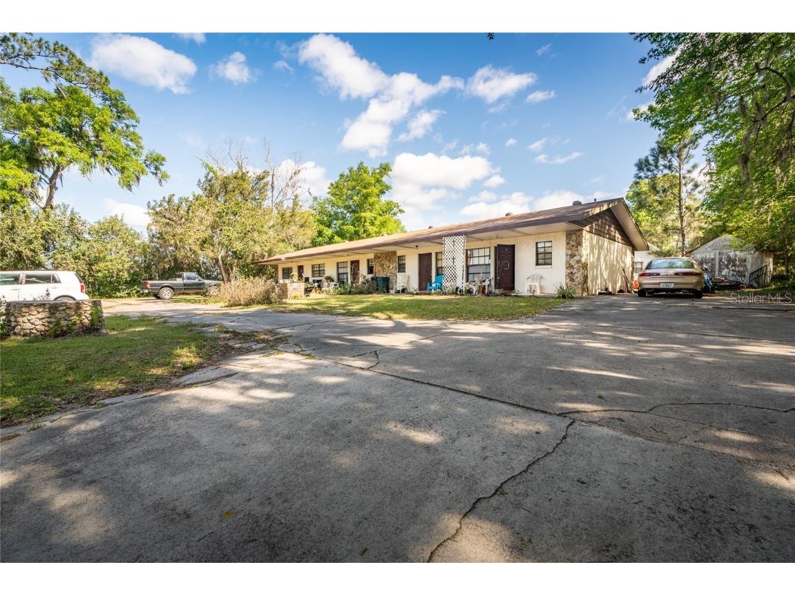 5421 SE Hwy 484 Belleview FL 34420 OM655082 image1