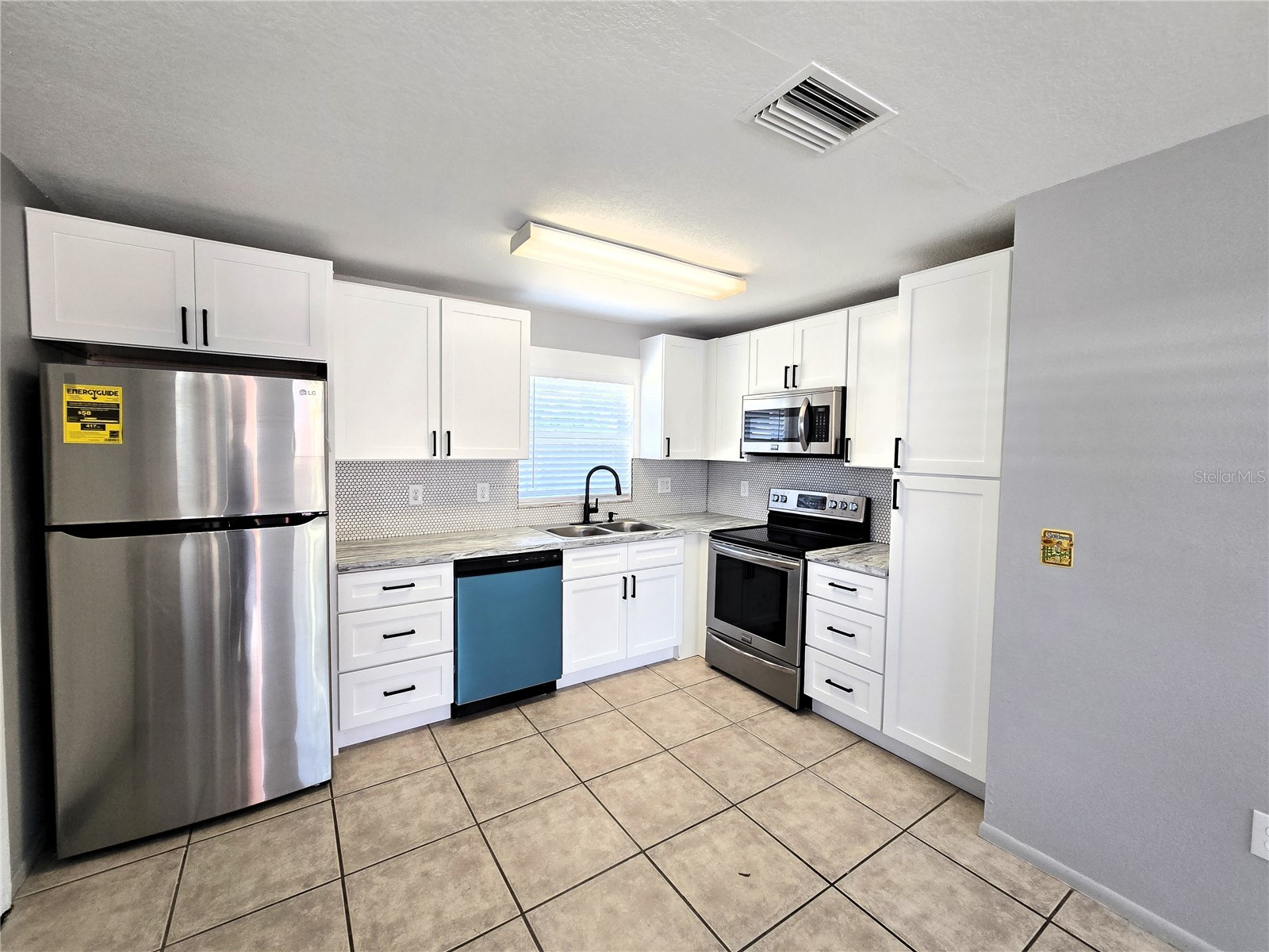 5422 Amy Lane New Port Richey FL 34652 W7883554 image9
