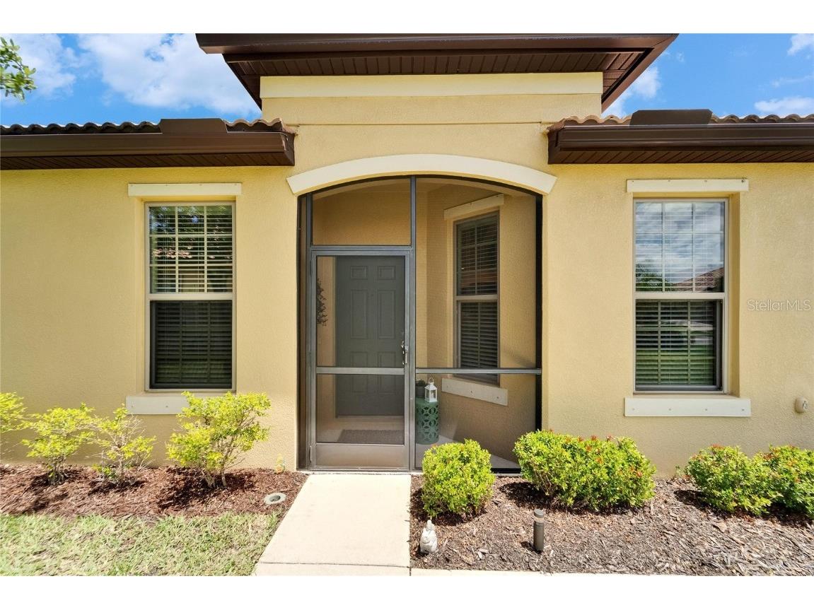 5422 Sunset Falls Drive Apollo Beach FL 33572 TB8395464 image1