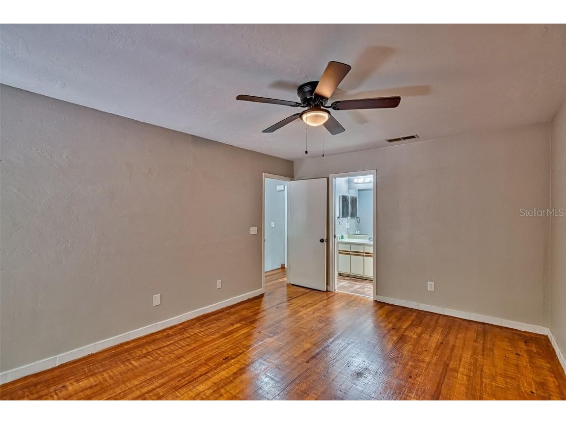 5422 SW 4th Place Gainesville FL 32607 GC533996 image19