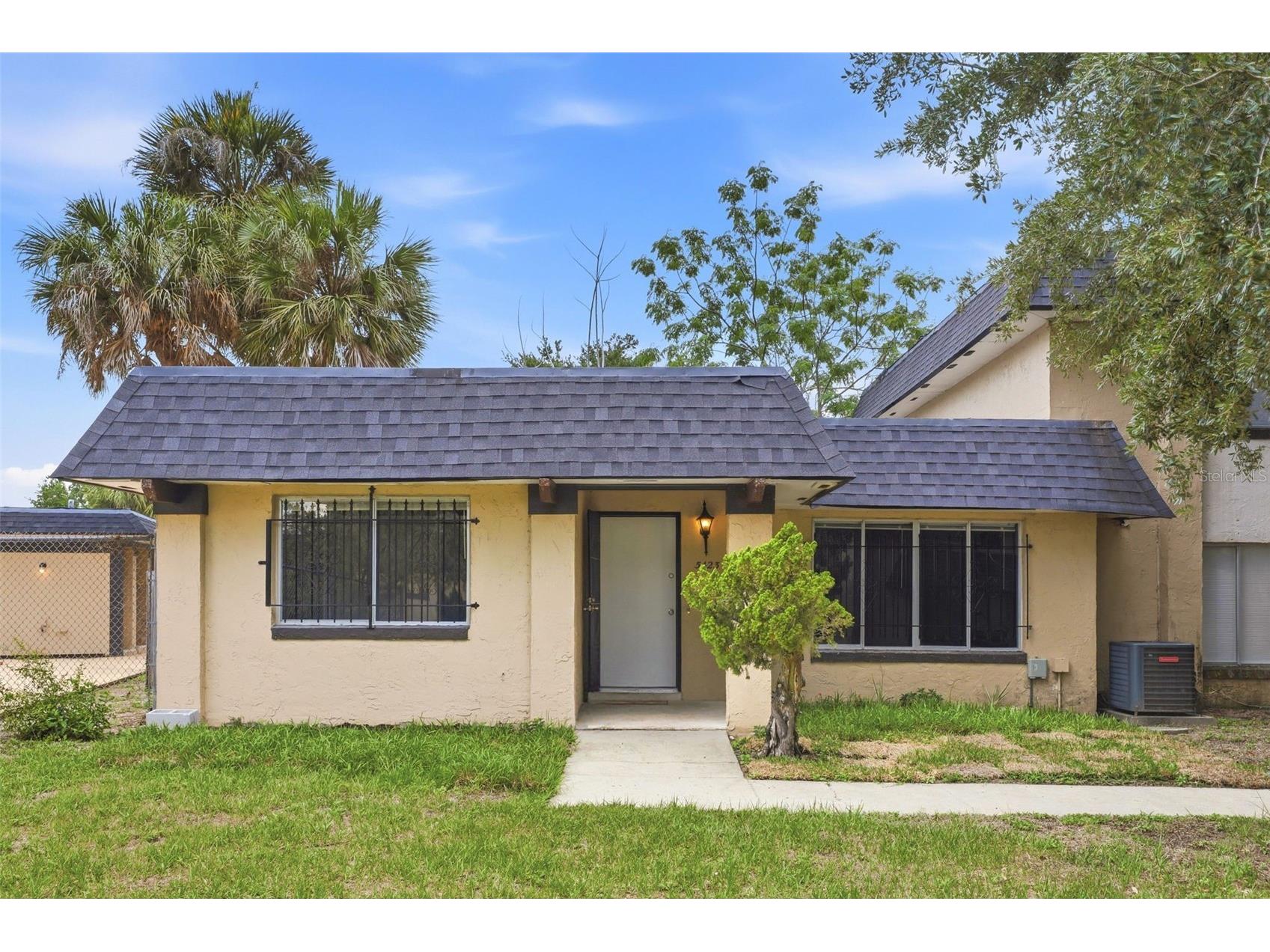 5423 Brookswood Way #801 Orlando FL 32808 O6411909 image1