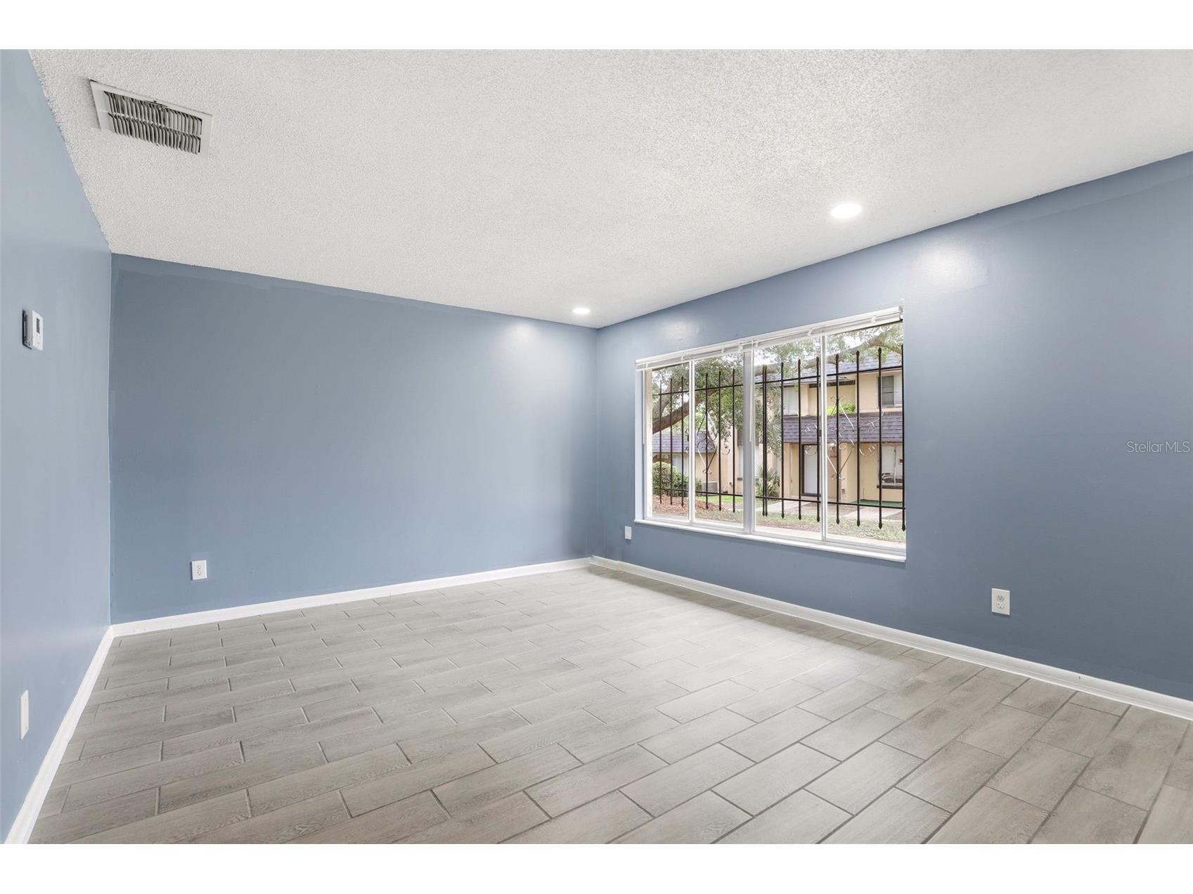 5423 Brookswood Way #801 Orlando FL 32808 O6411909 image4