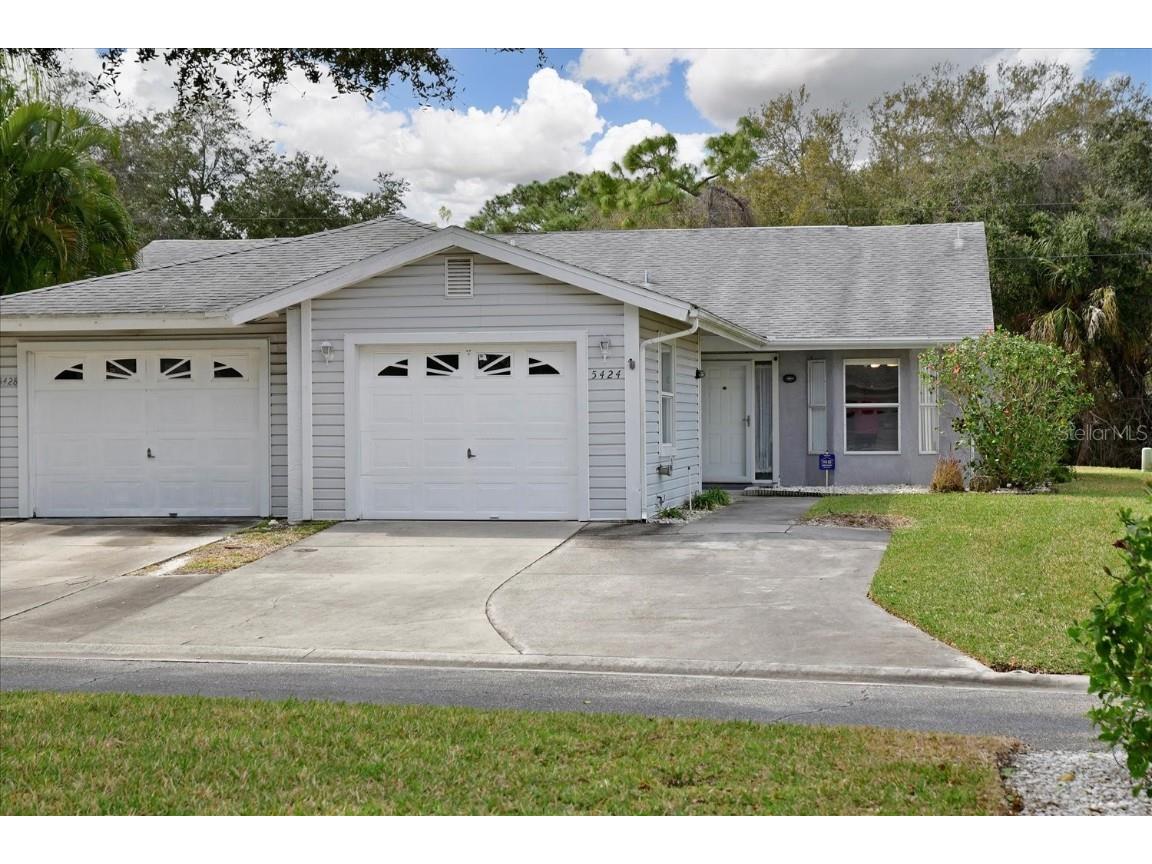 5424 18th Court W Bradenton FL 34207 A4525610 image1