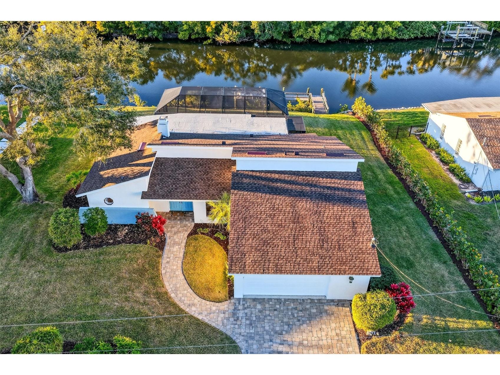 5424 America Drive Sarasota FL 34231 - PHILLIPPI CREEK A4679427 image2