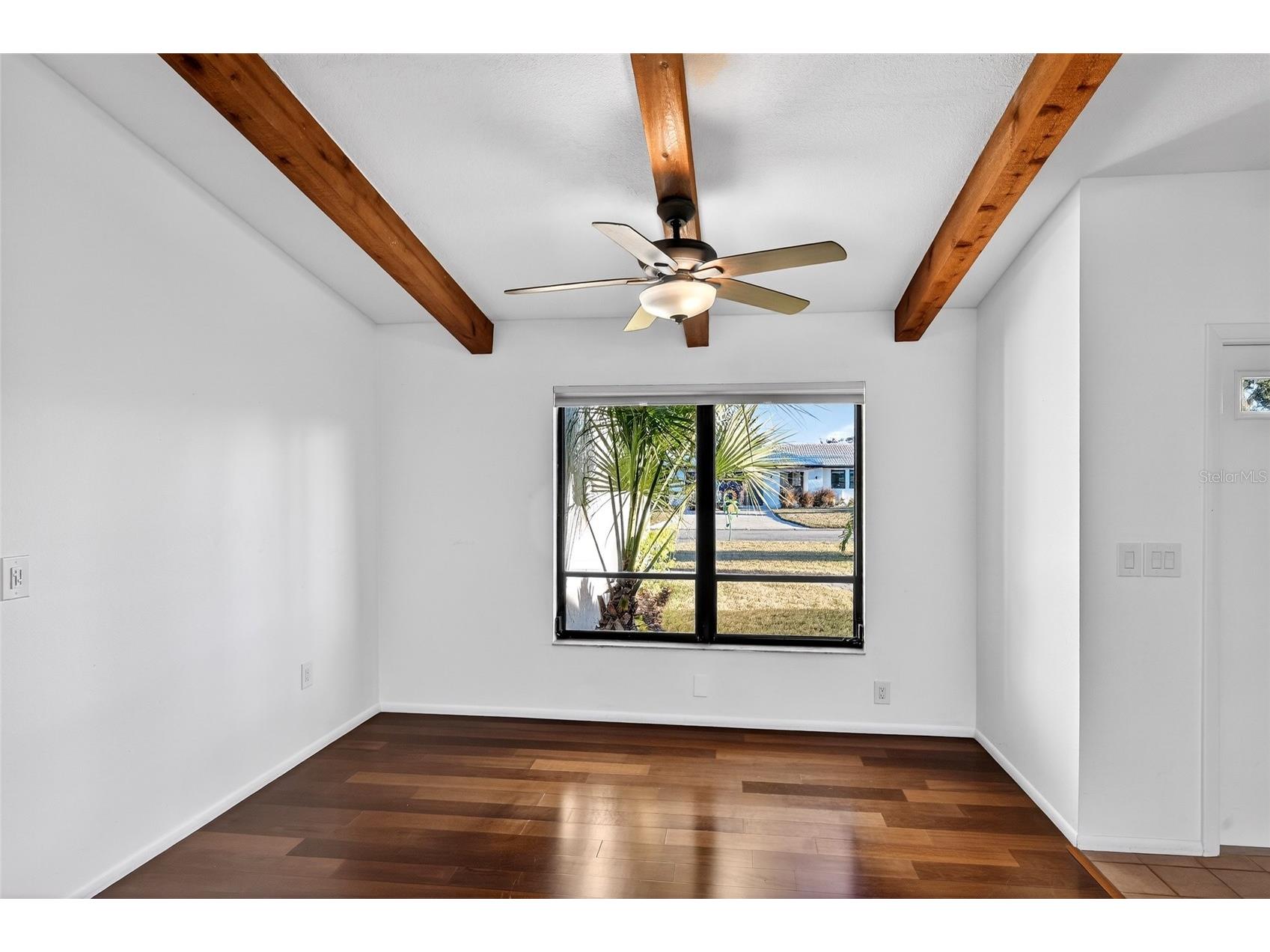 5424 America Drive Sarasota FL 34231 - PHILLIPPI CREEK A4679427 image24