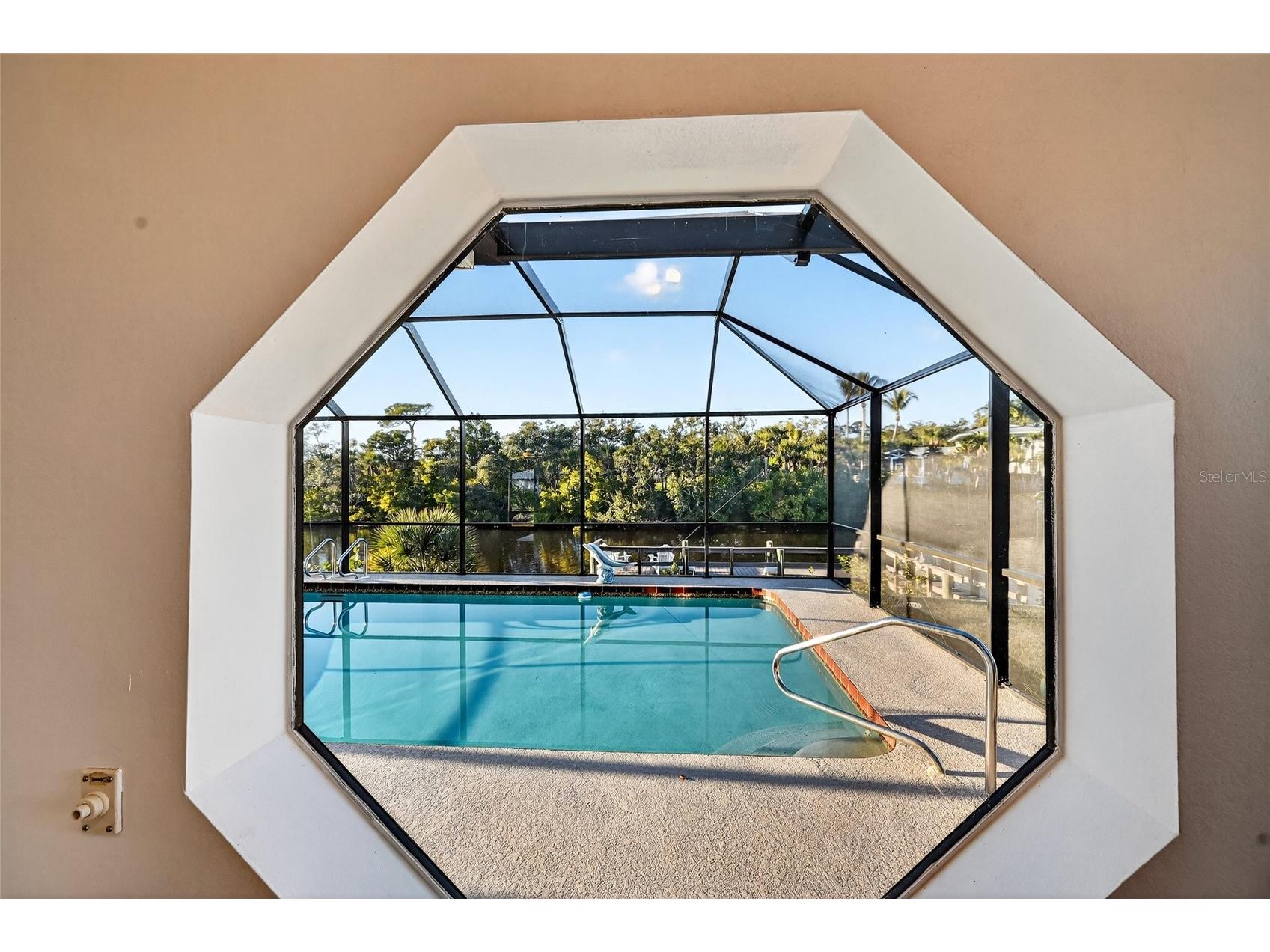 5424 America Drive Sarasota FL 34231 - PHILLIPPI CREEK A4679427 image26