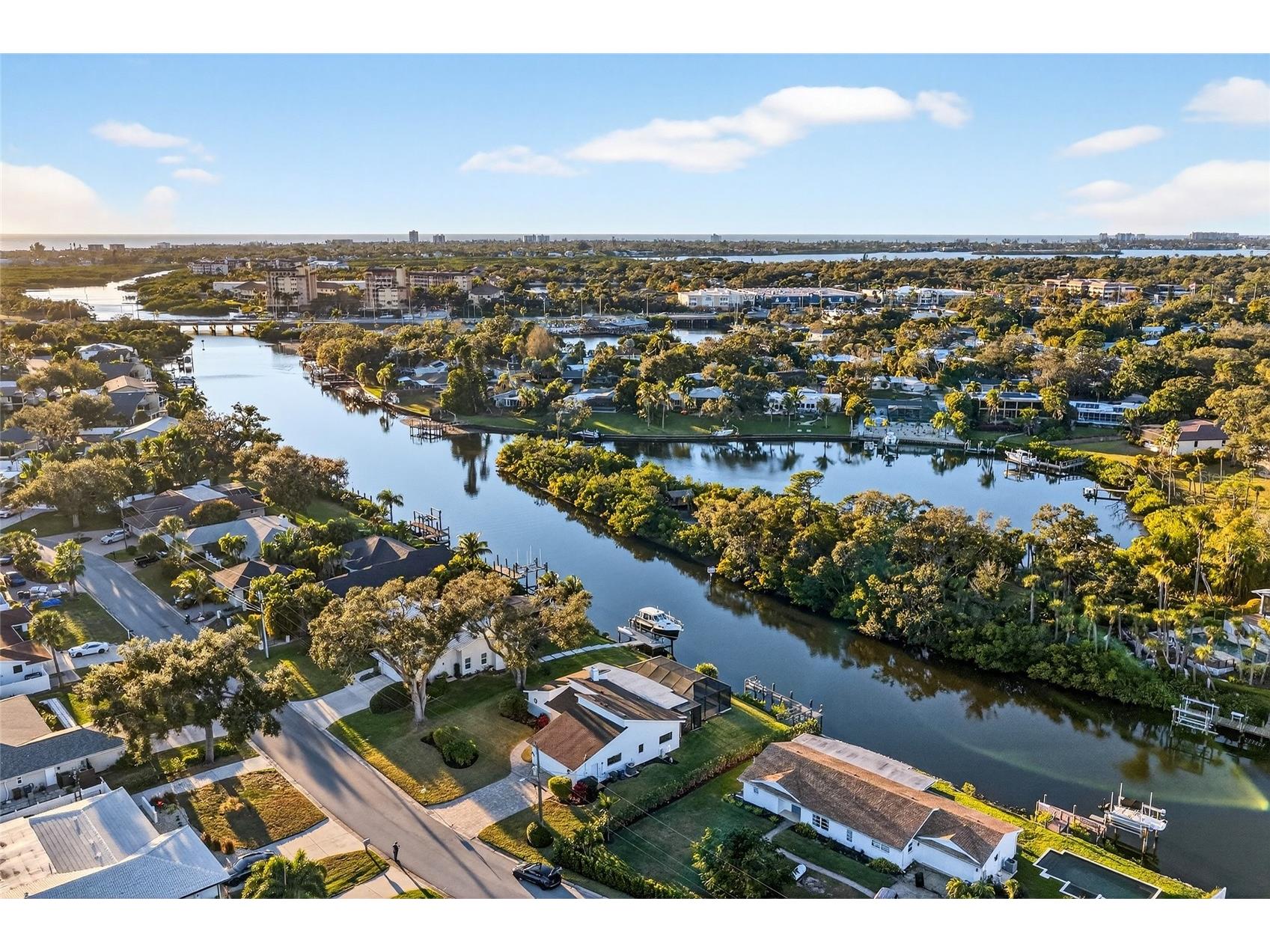 5424 America Drive Sarasota FL 34231 - PHILLIPPI CREEK A4679427 image45