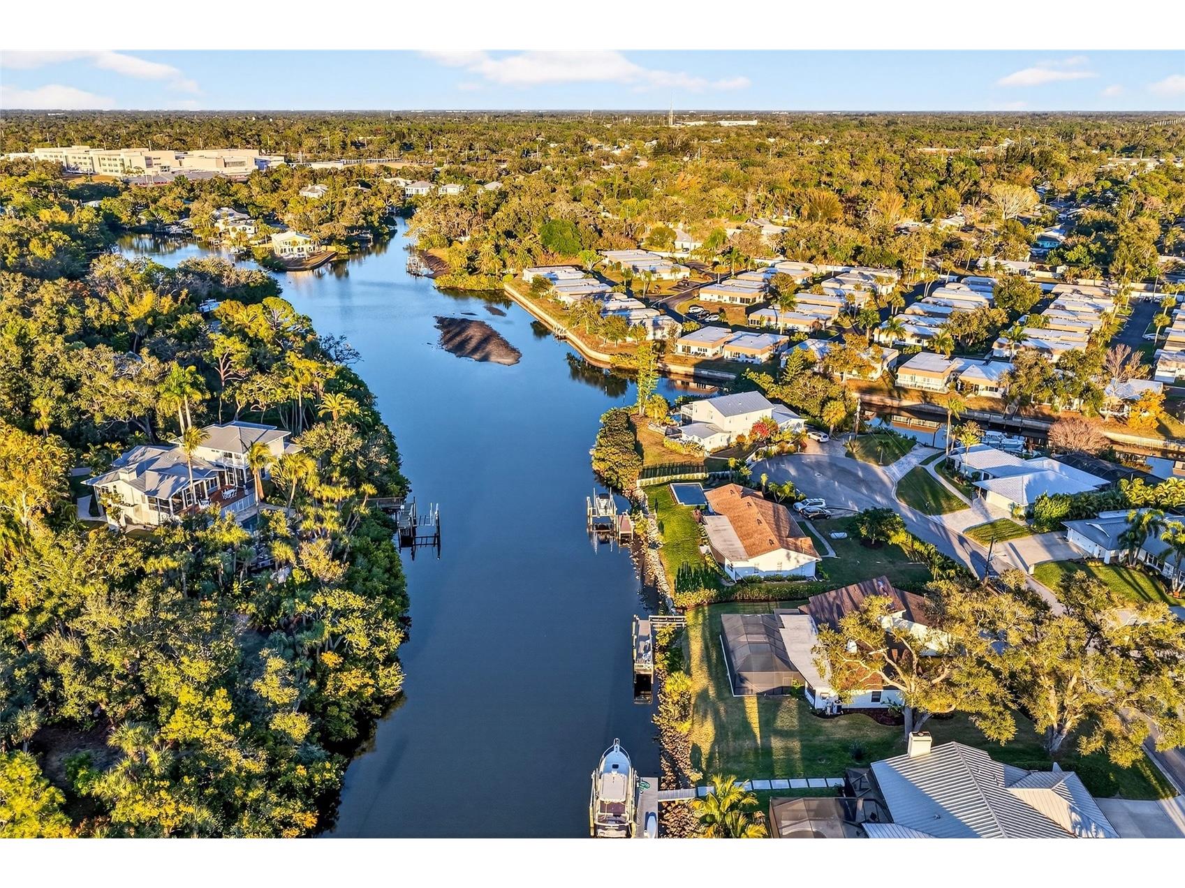 5424 America Drive Sarasota FL 34231 - PHILLIPPI CREEK A4679427 image46