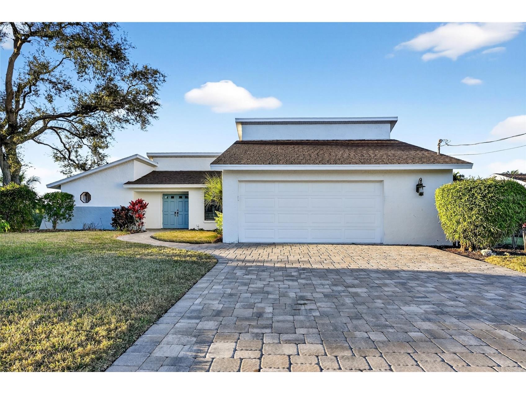 5424 America Drive Sarasota FL 34231 - PHILLIPPI CREEK A4679427 image9