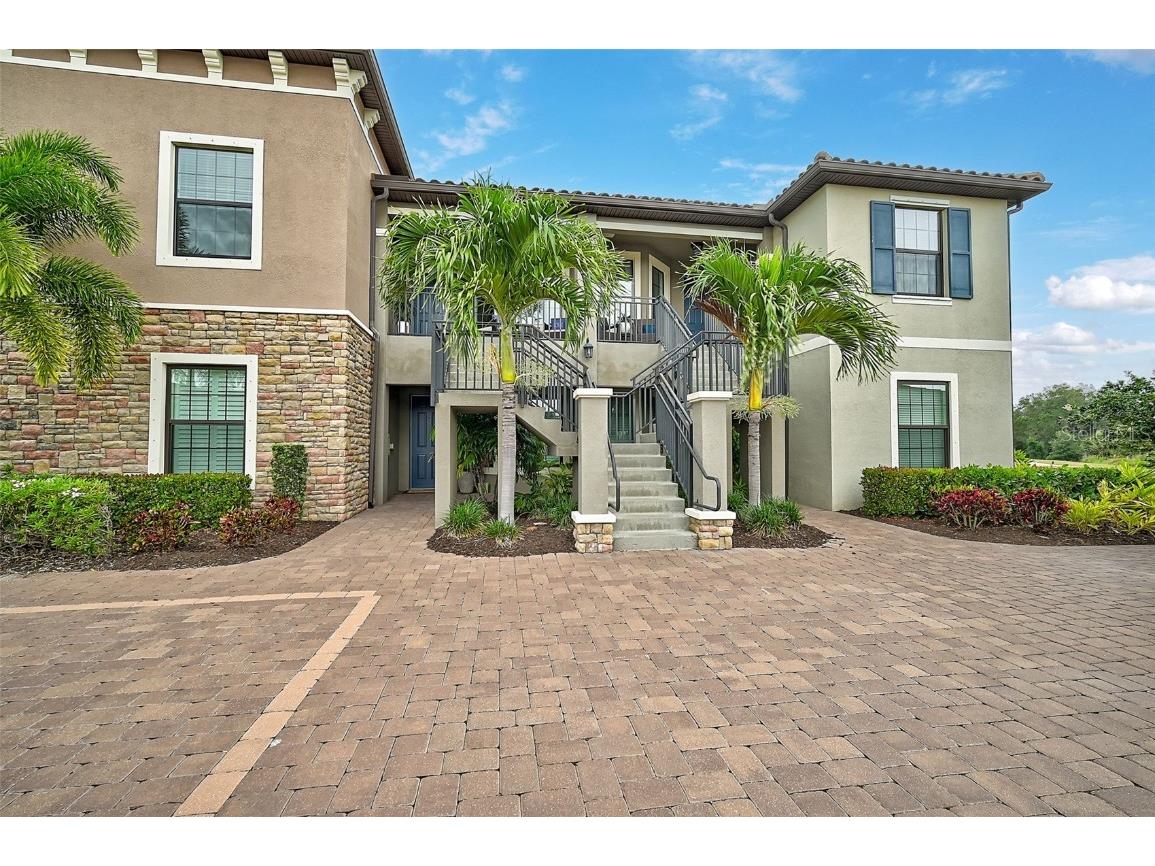 5424 Cicerone Street #203 Sarasota FL 34238 A4613513 image1