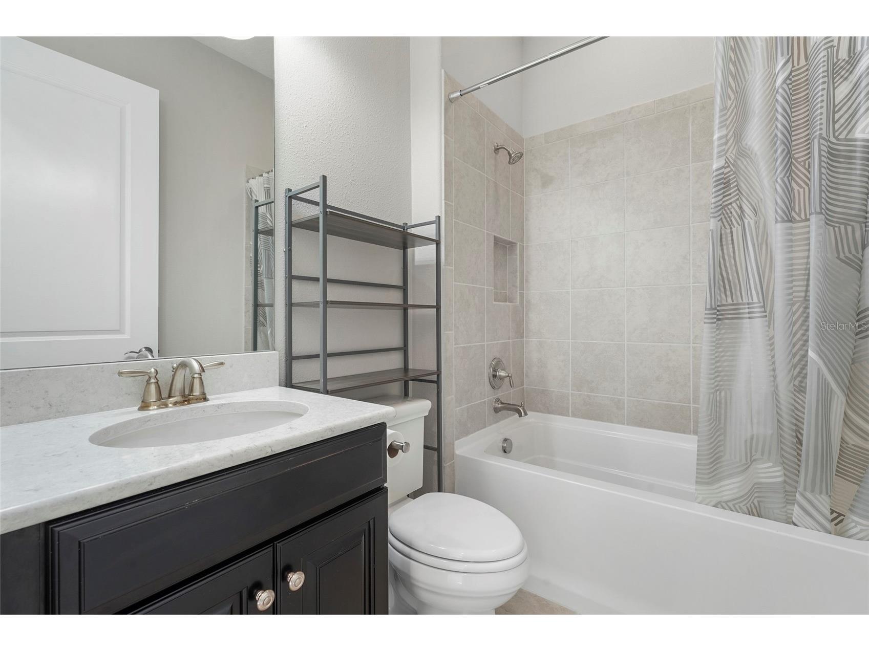 5424 Trails Bend Court Street Sarasota FL 34238 A4677436 image20