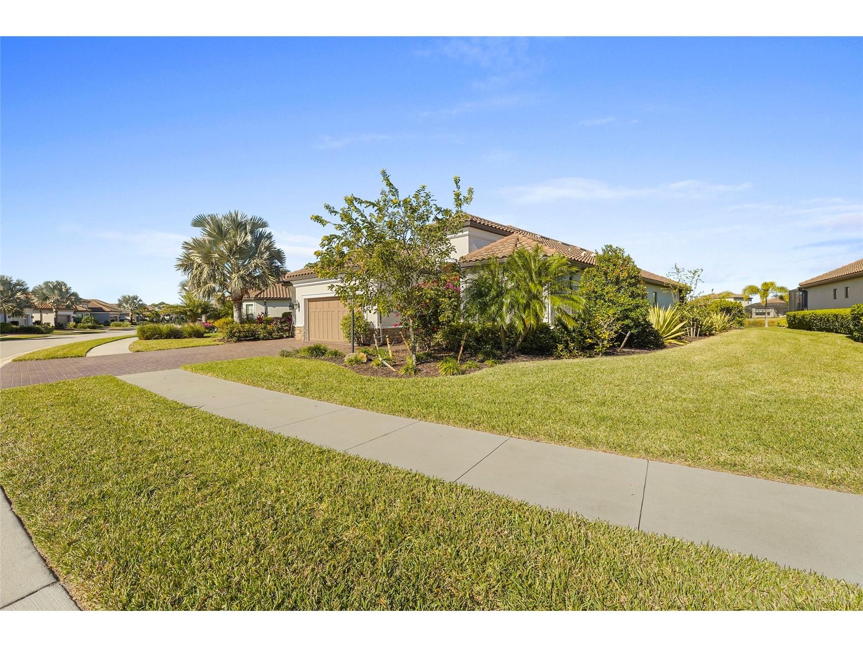 5424 Trails Bend Court Street Sarasota FL 34238 A4677436 image4