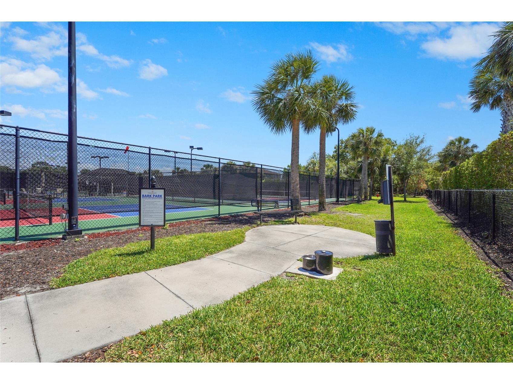 5424 Trails Bend Court Street Sarasota FL 34238 A4677436 image86