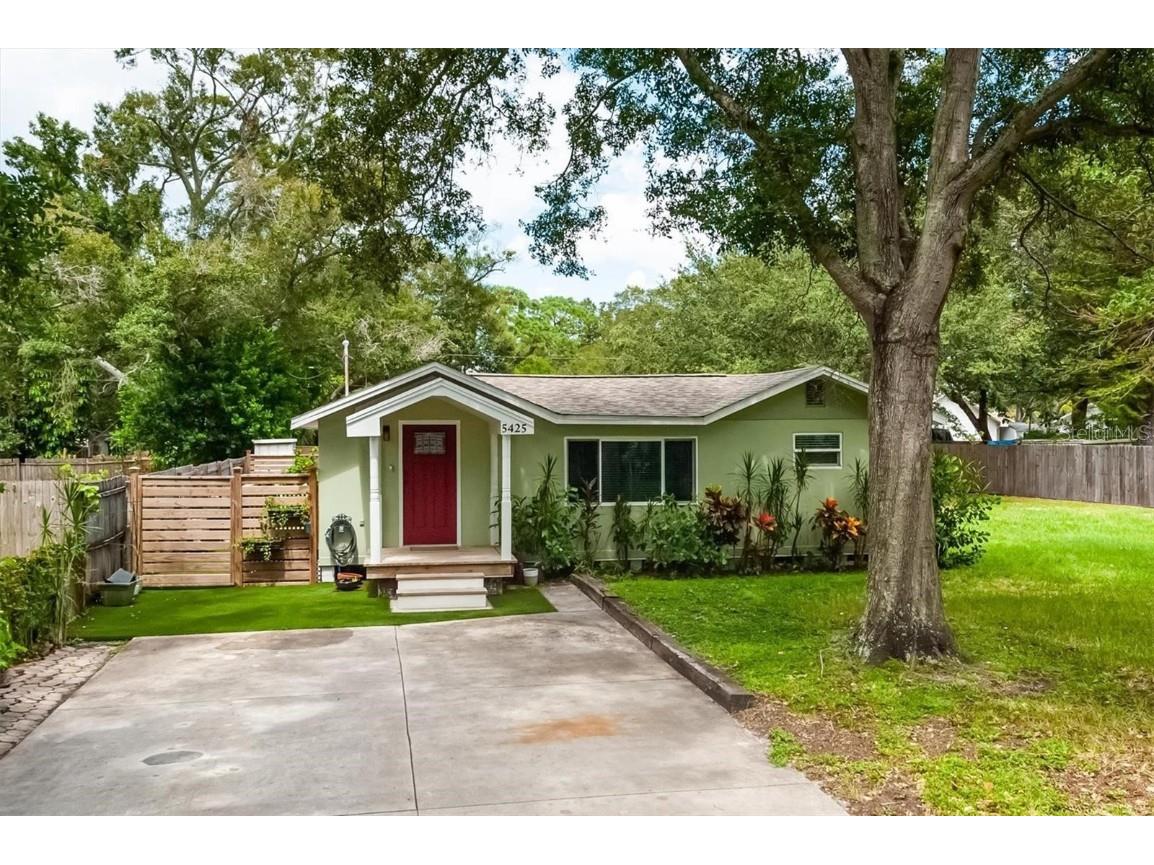 5425 3rd Avenue S Saint Petersburg FL 33707 U8221249 image1