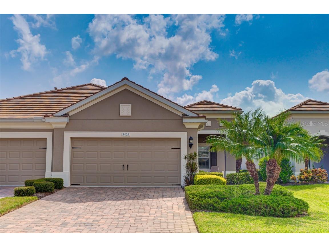 5425 Chatham Square Way Bradenton FL 34203 A4580761 image1
