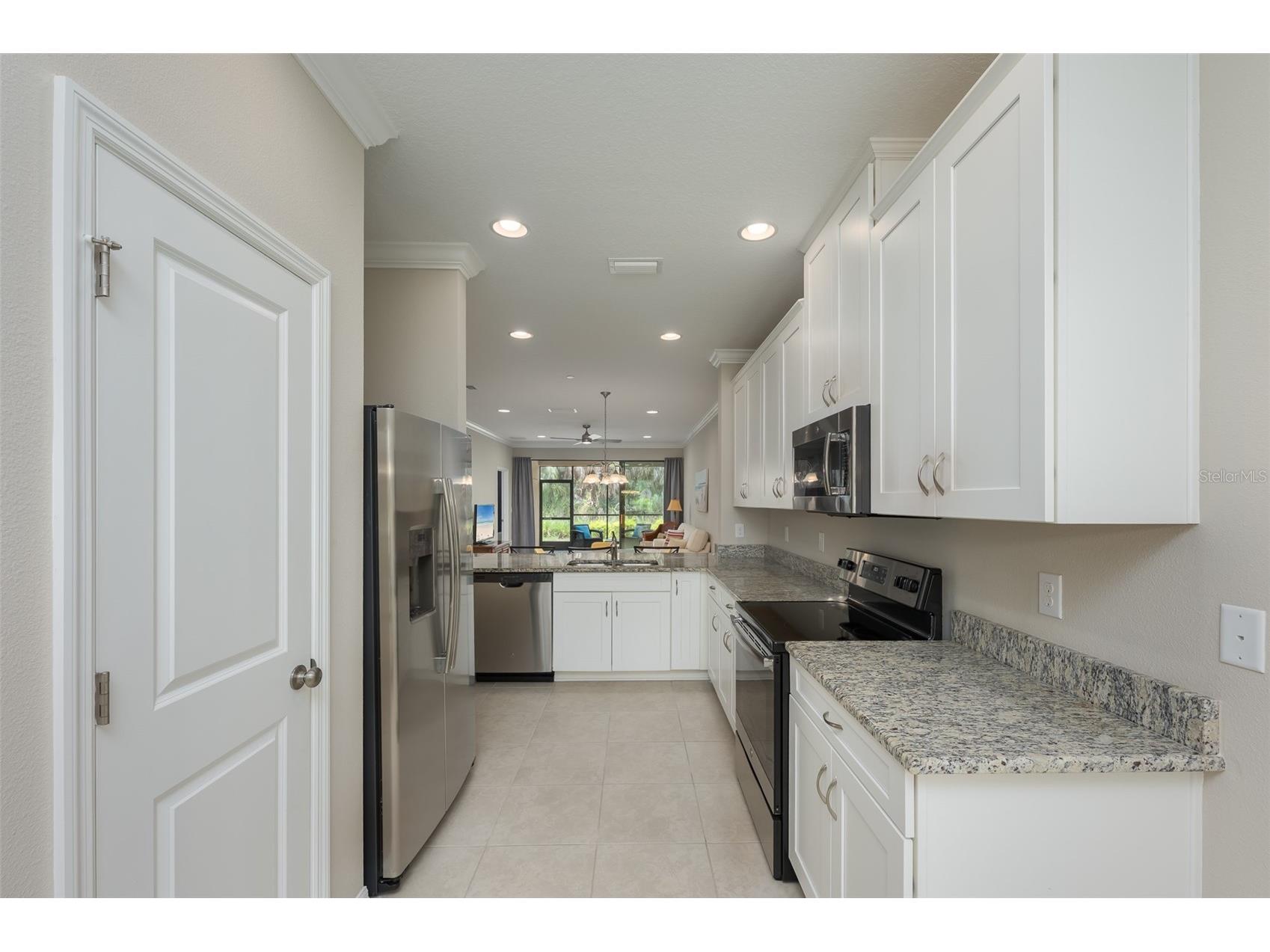 5425 Cicerone Street #101 Sarasota FL 34238 A4699543 image11