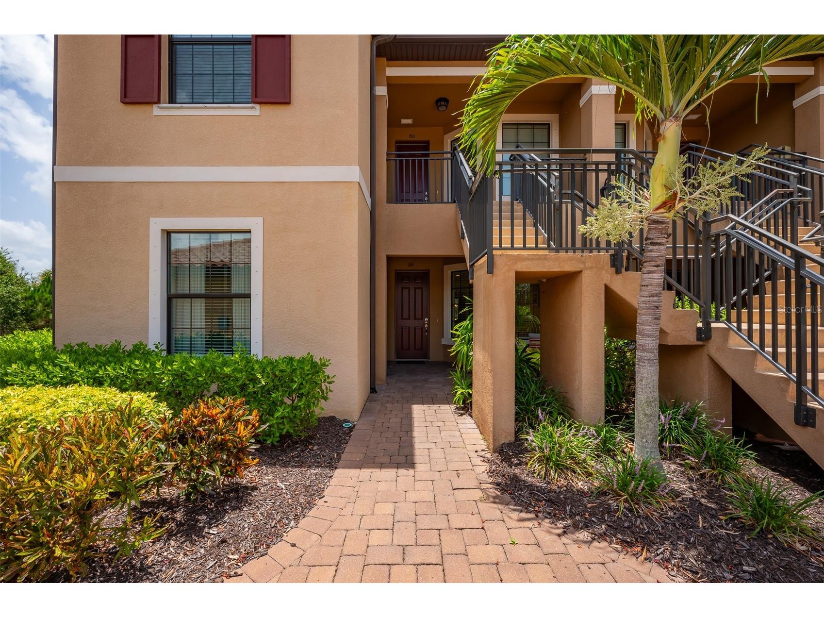 5425 Cicerone Street #101 Sarasota FL 34238 A4699543 image2