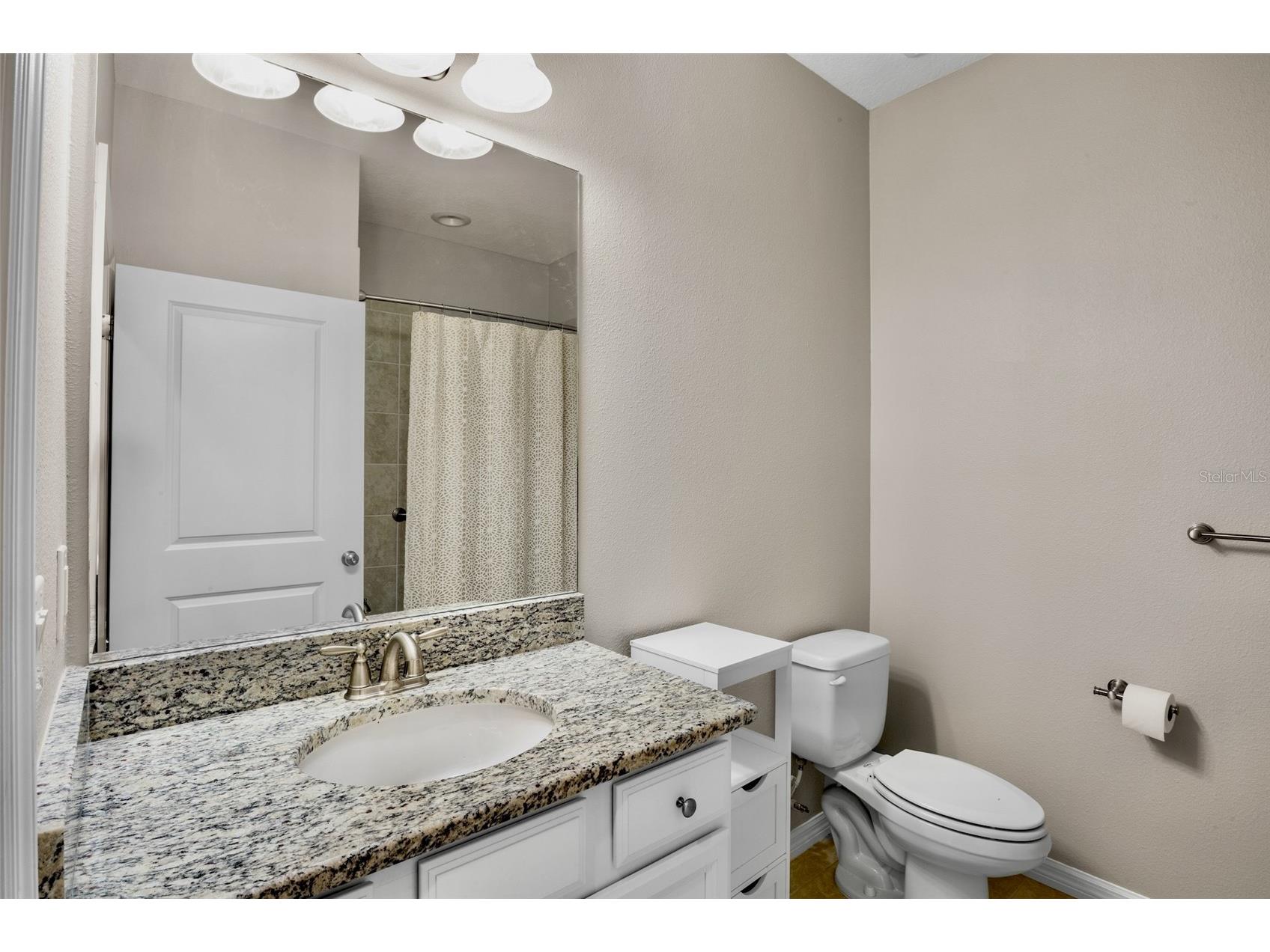 5425 Cicerone Street #102 Sarasota FL 34238 A4684725 image20