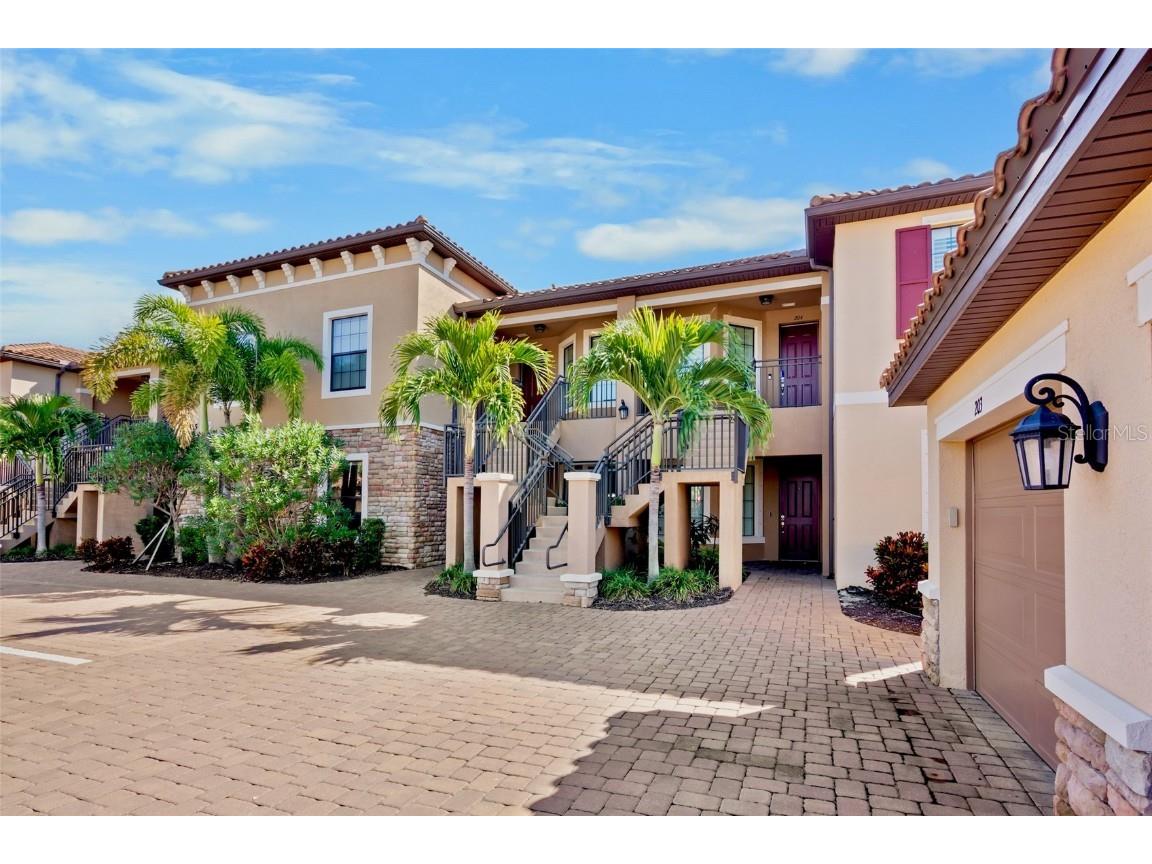 5425 Cicerone Street #103 Sarasota FL 34238 A4672305 image1