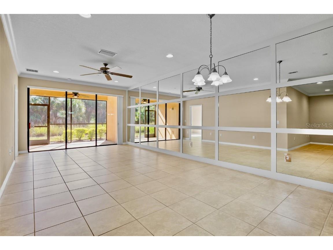 5425 Cicerone Street #103 Sarasota FL 34238 A4672305 image4