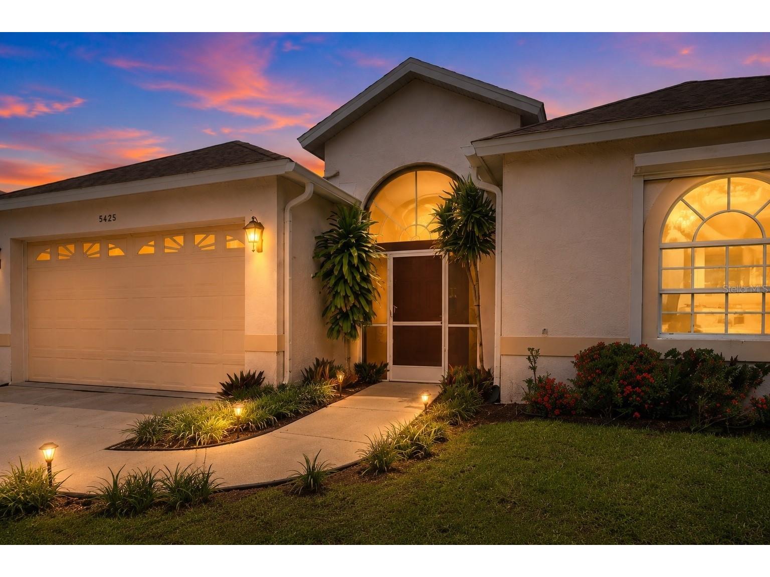 5425 Matthew Court Sarasota FL 34231 N6144628 image1