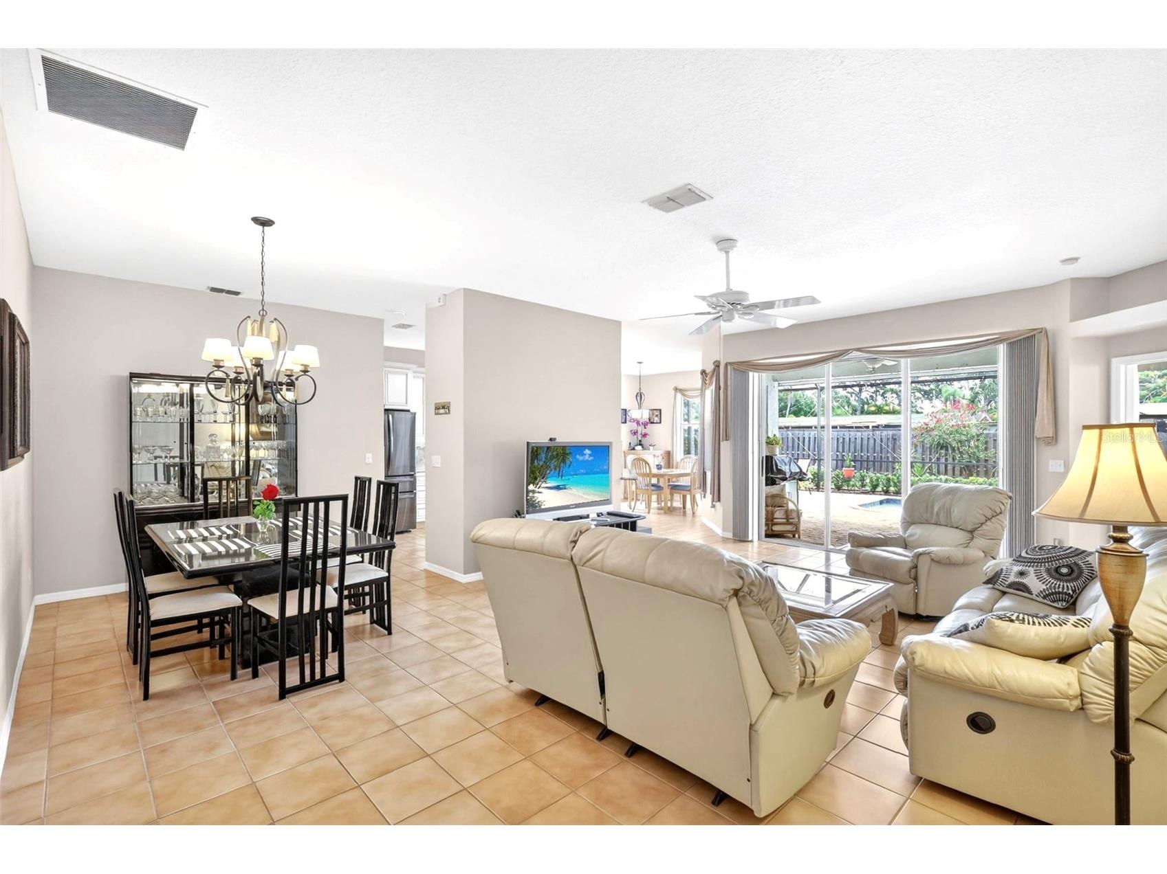 5425 Matthew Court Sarasota FL 34231 N6144628 image17