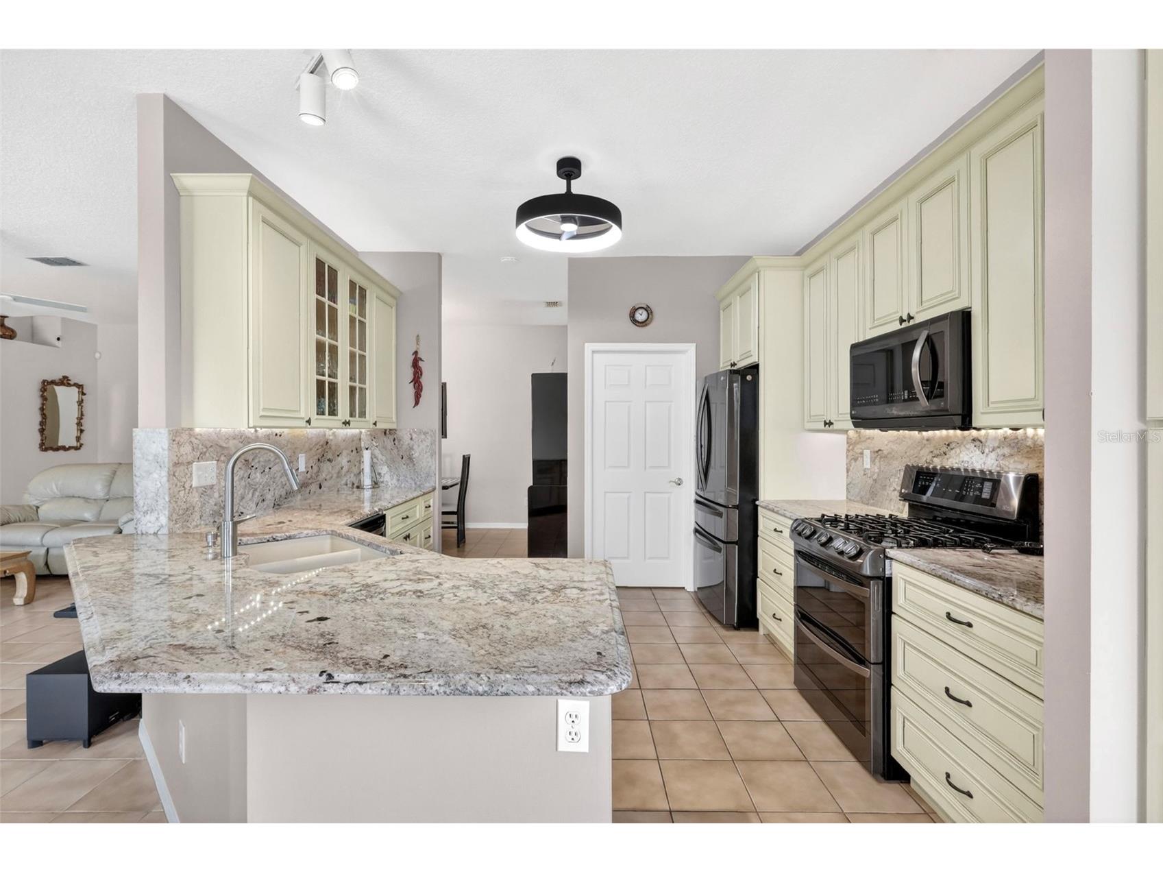5425 Matthew Court Sarasota FL 34231 N6144628 image24