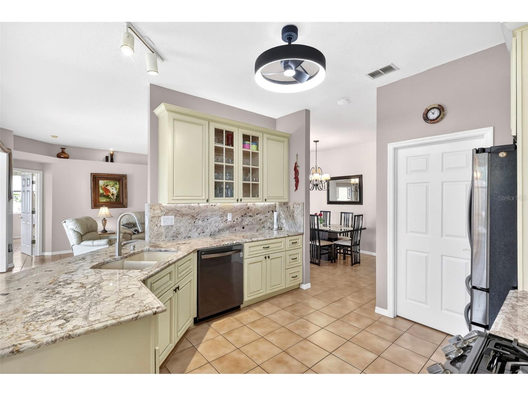 5425 Matthew Court Sarasota FL 34231 N6144628 image25