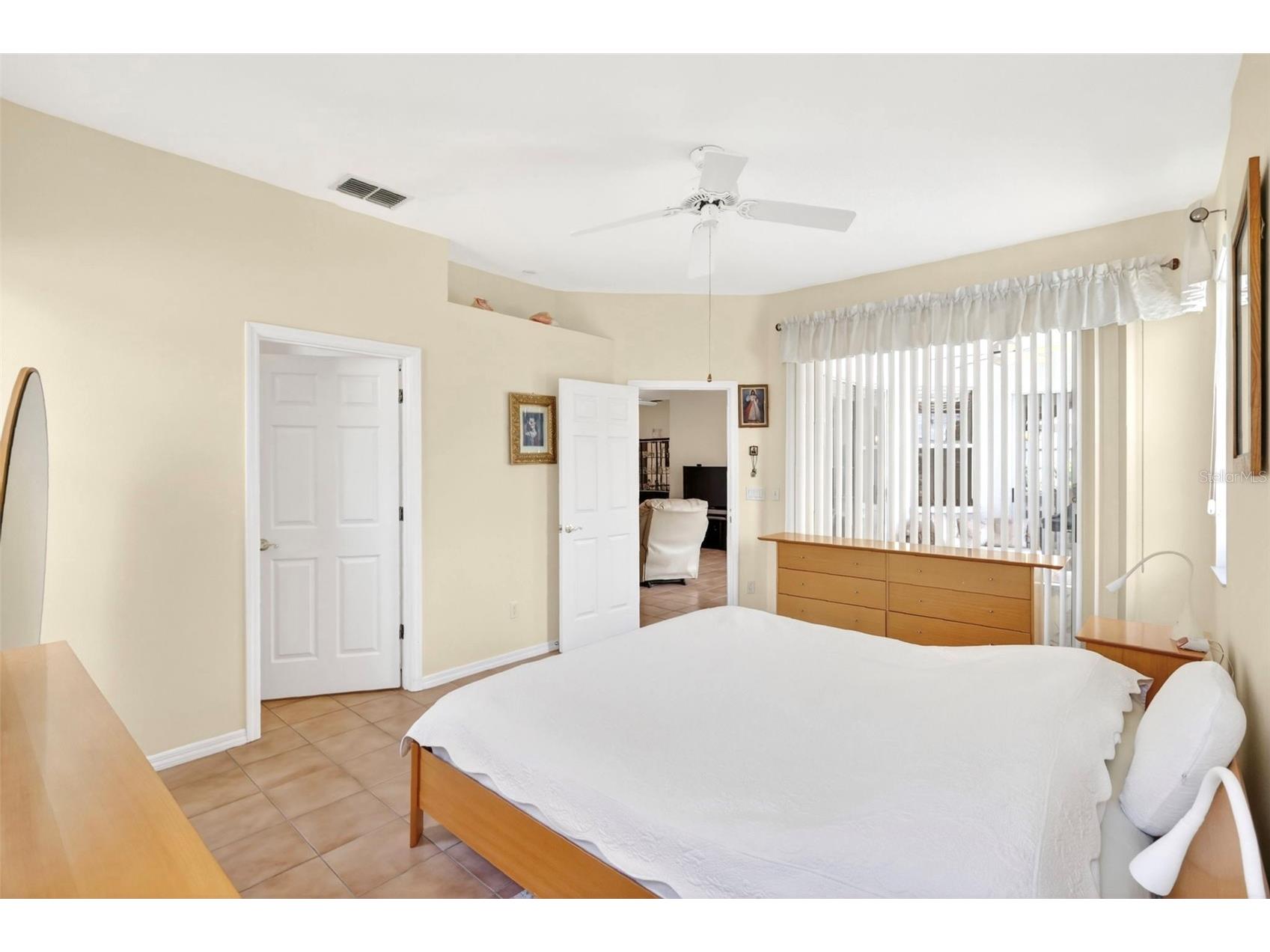 5425 Matthew Court Sarasota FL 34231 N6144628 image32