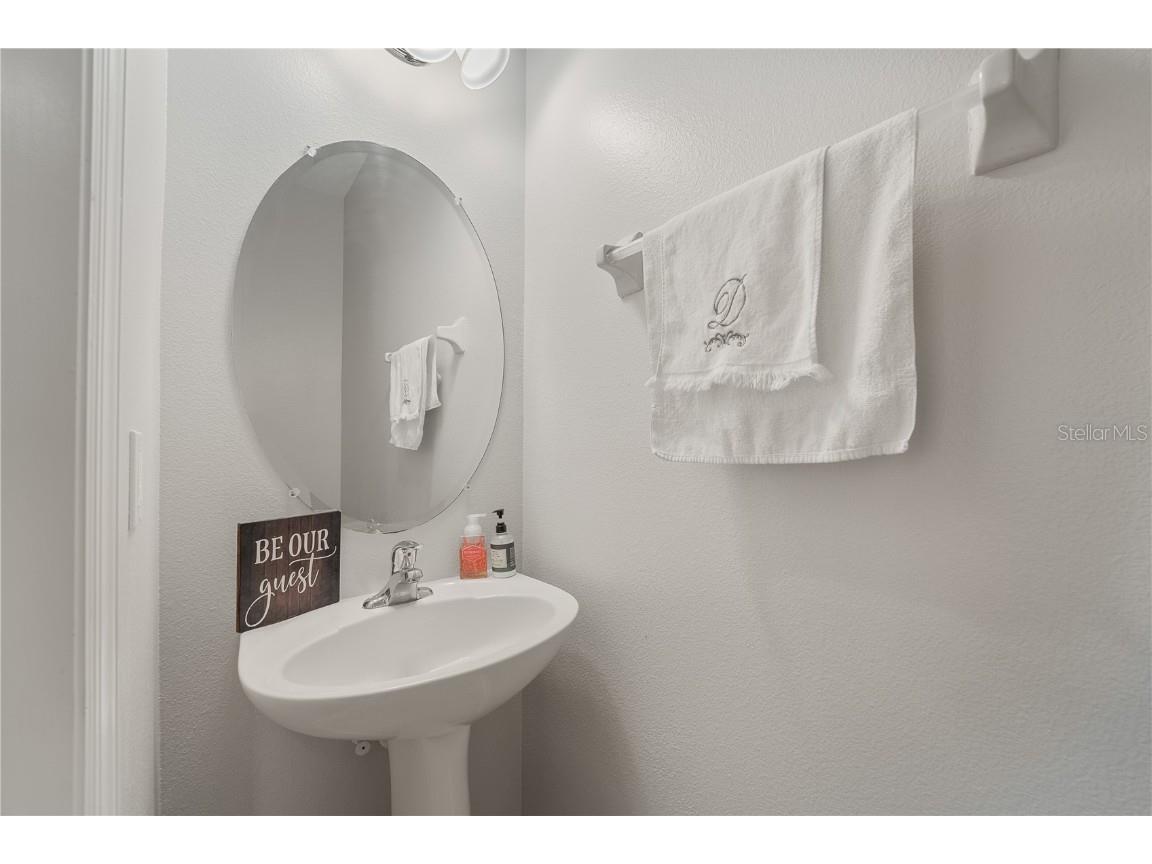 5426 Gemgold Court Windermere FL 34786 - BLUEBIRD POND O6354639 image42