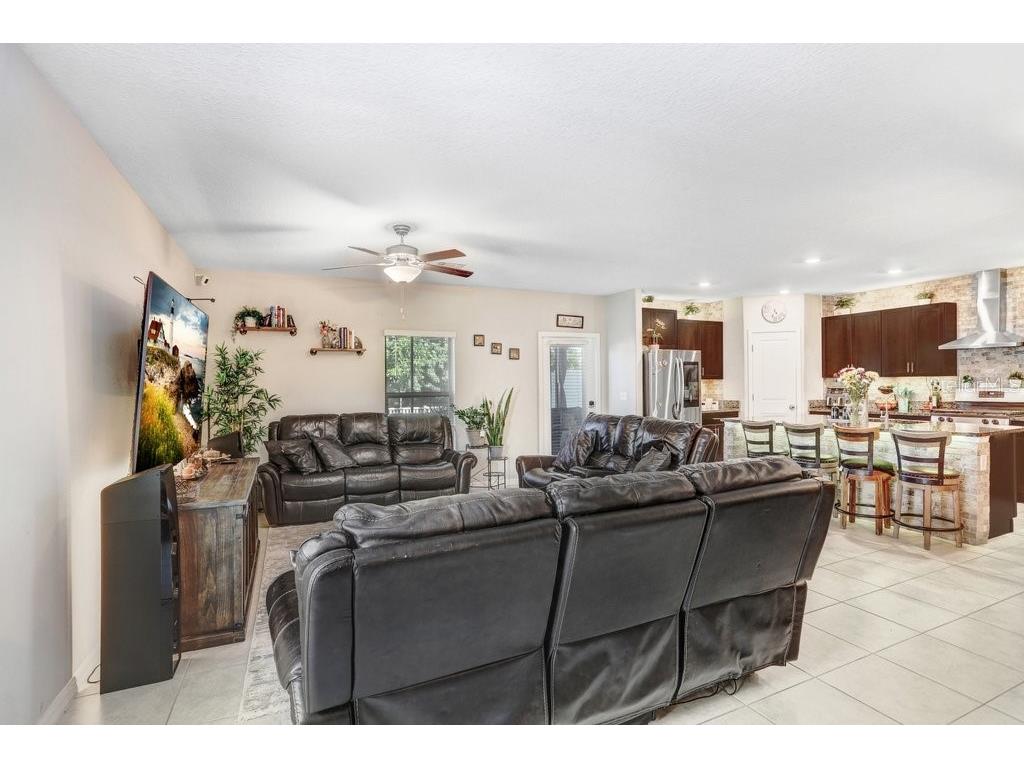 5426 Rainwood Meadows Drive Apollo Beach FL 33572 A4693307 image9