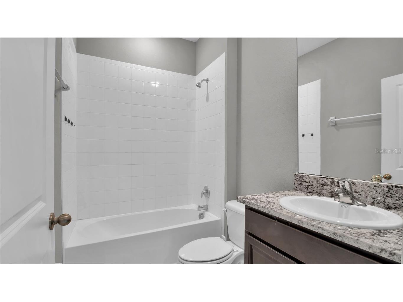 5427 Flint Hills Drive Wimauma FL 33598 TB8457074 image5