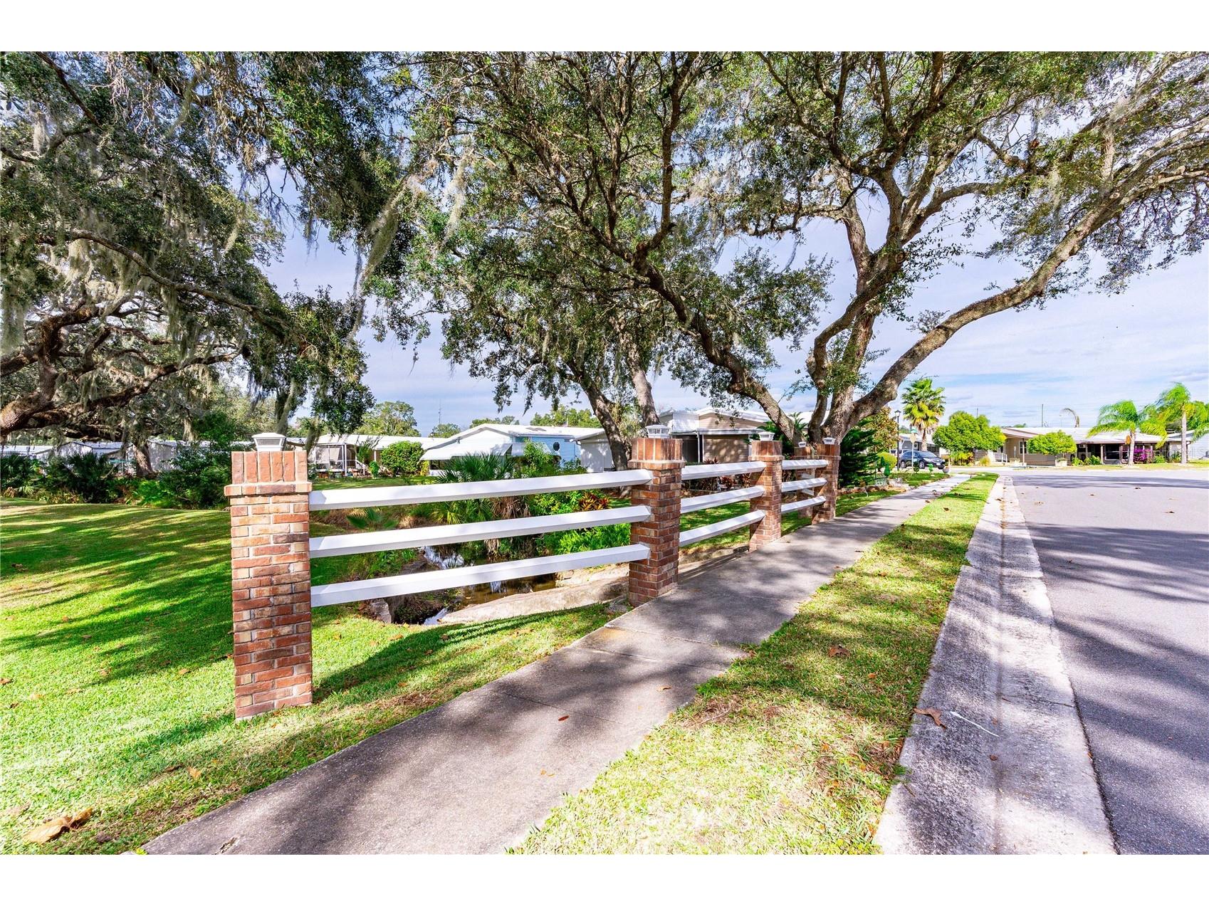 5427 Seville Drive Zephyrhills FL 33541 TB8490100 image37