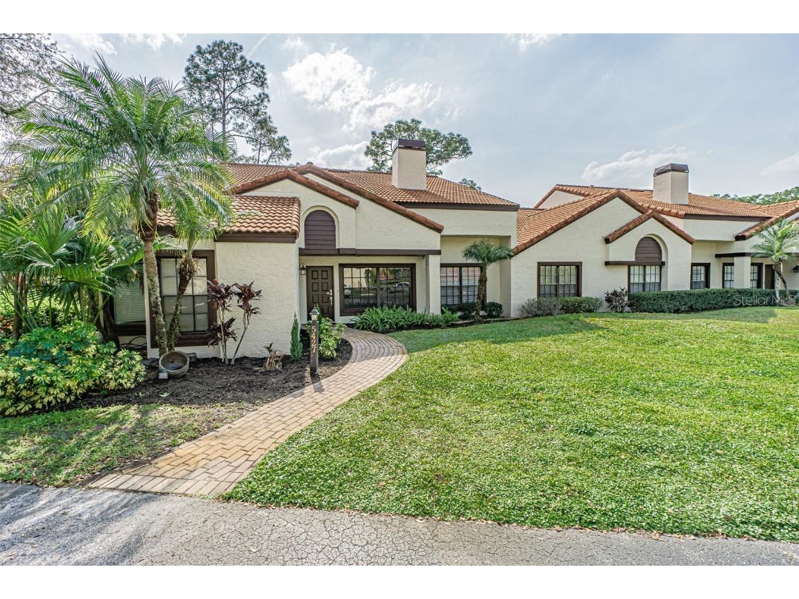 5427 Villa D'Este Court Wesley Chapel FL 33543 TB8444287 image3