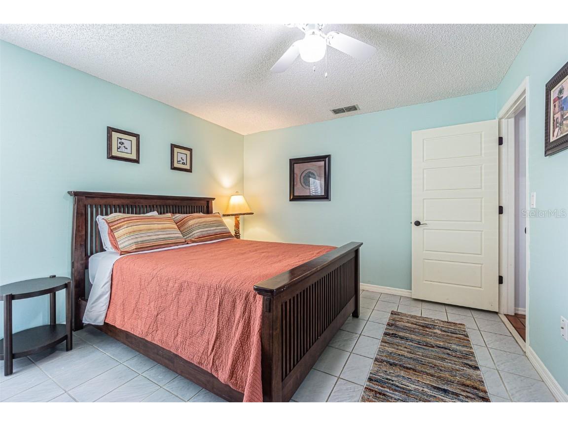 5427 Villa D'Este Court Wesley Chapel FL 33543 TB8444287 image5