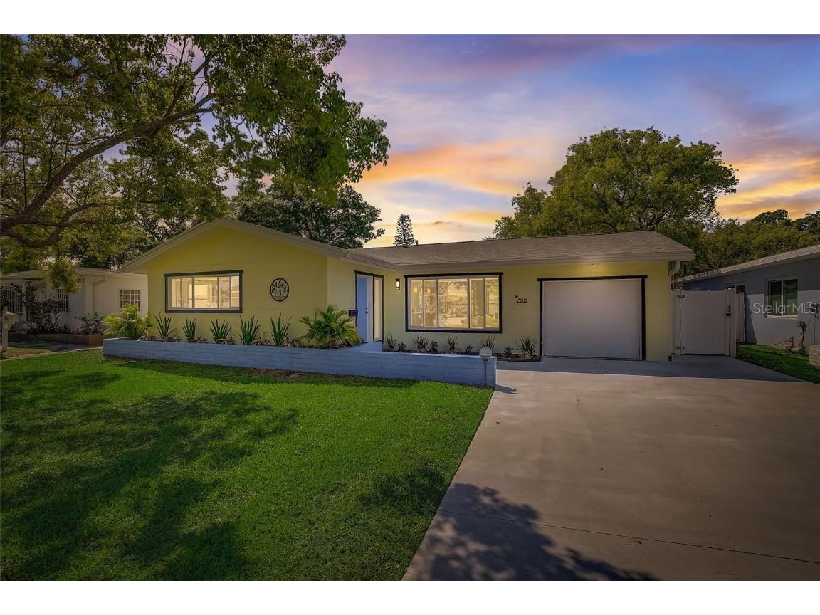 5428 7th Avenue N Saint Petersburg FL 33710 U8235118 image1