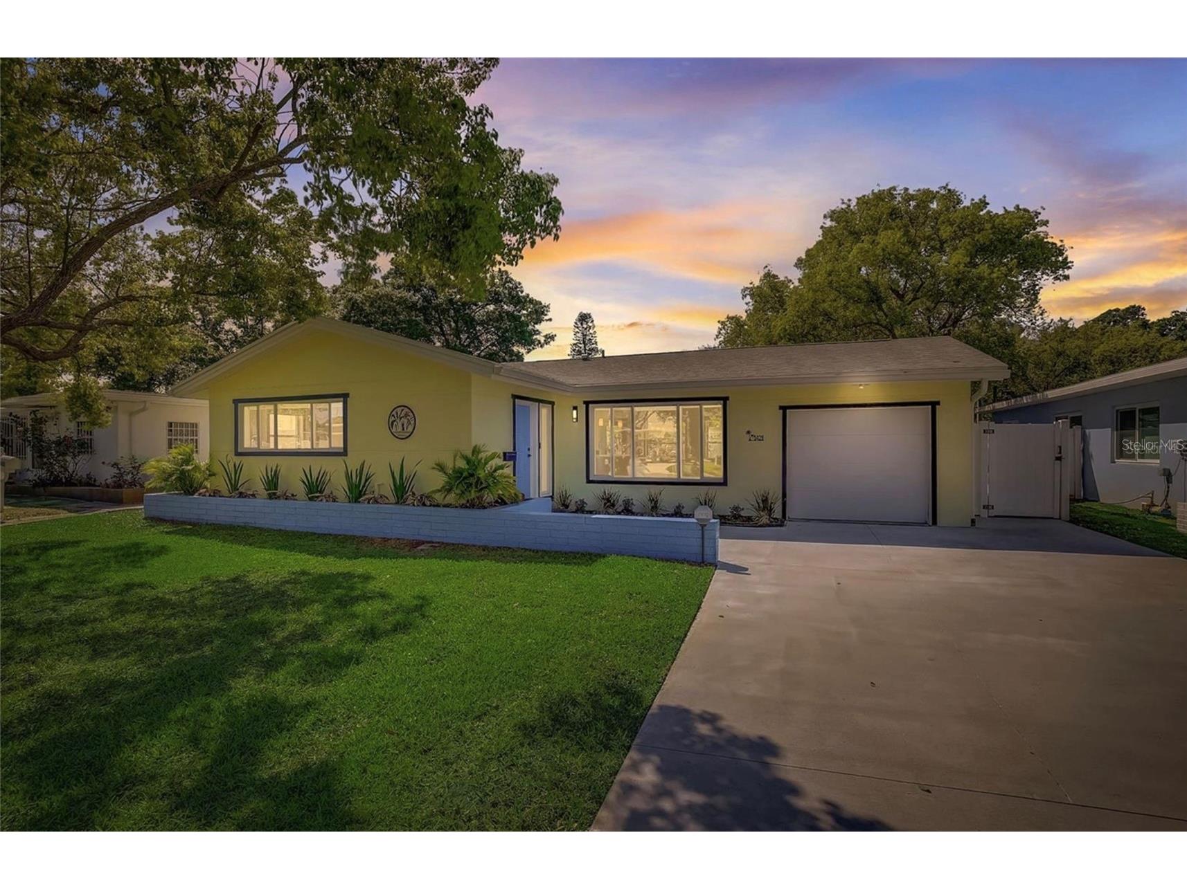 5428 7th Avenue N Saint Petersburg FL 33710 TB8508293 image1