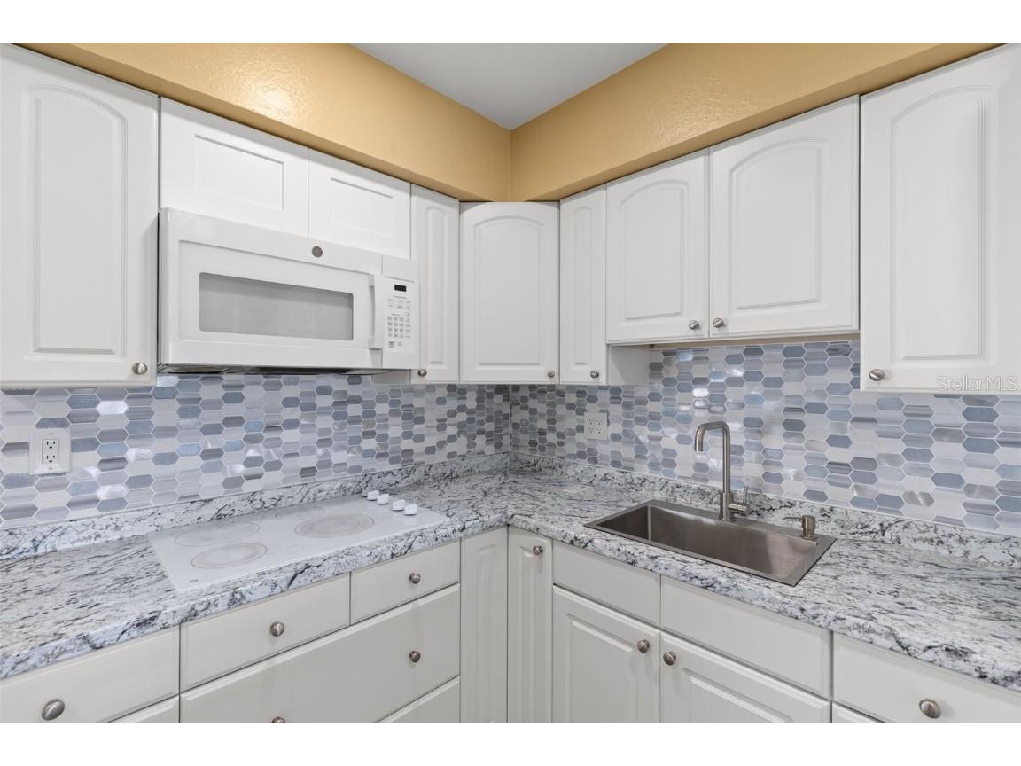 5429 57th Avenue N Saint Petersburg FL 33709 A4662292 image12