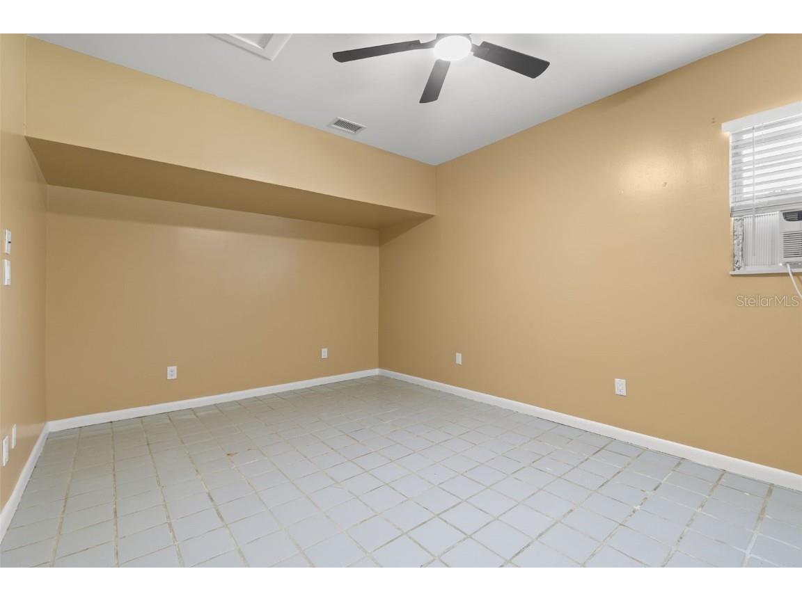 5429 57th Avenue N Saint Petersburg FL 33709 A4662292 image25