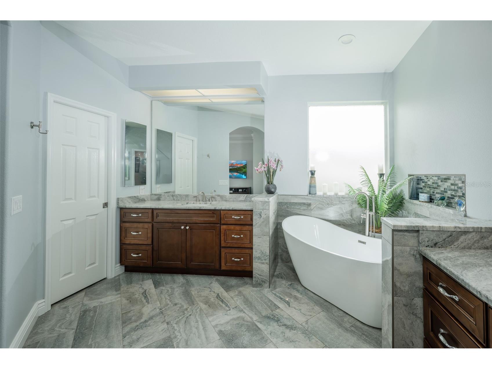 5429 Burnt Hickory Drive Valrico FL 33596 A4700752 image18